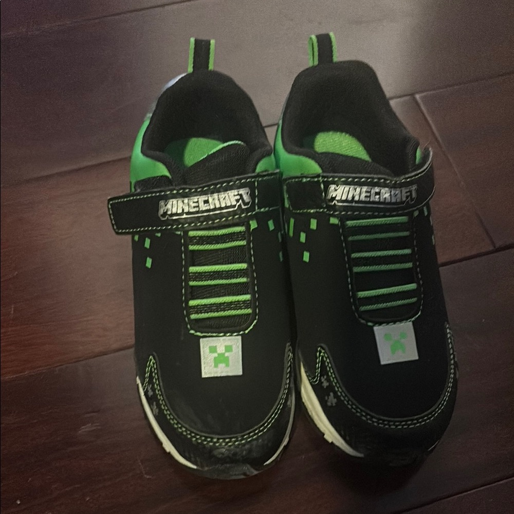 Kids Sneakers - Black and Green